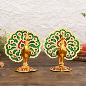 peacock showpiece